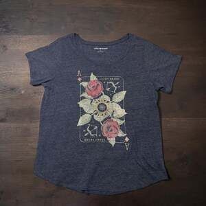 Lucky Brand Ace of Diamonds Rose Graphic Tee Size L